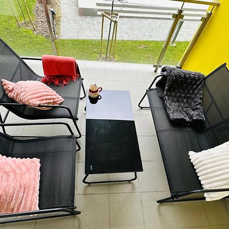 Medences Panoramas Balatom Apartman ชิโอฟก ภายนอก รูปภาพ